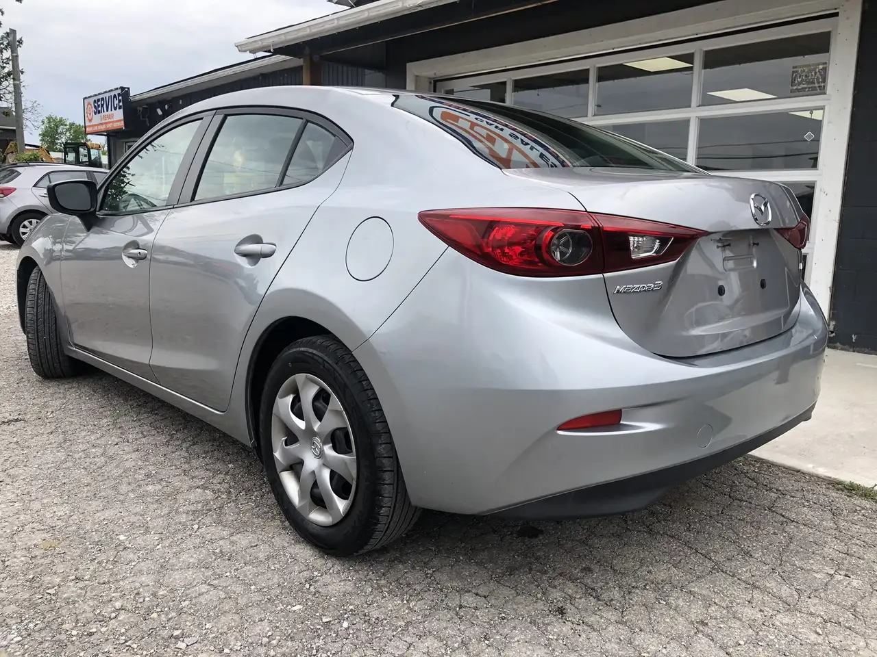 Mazda 3 снимка Mazda 3