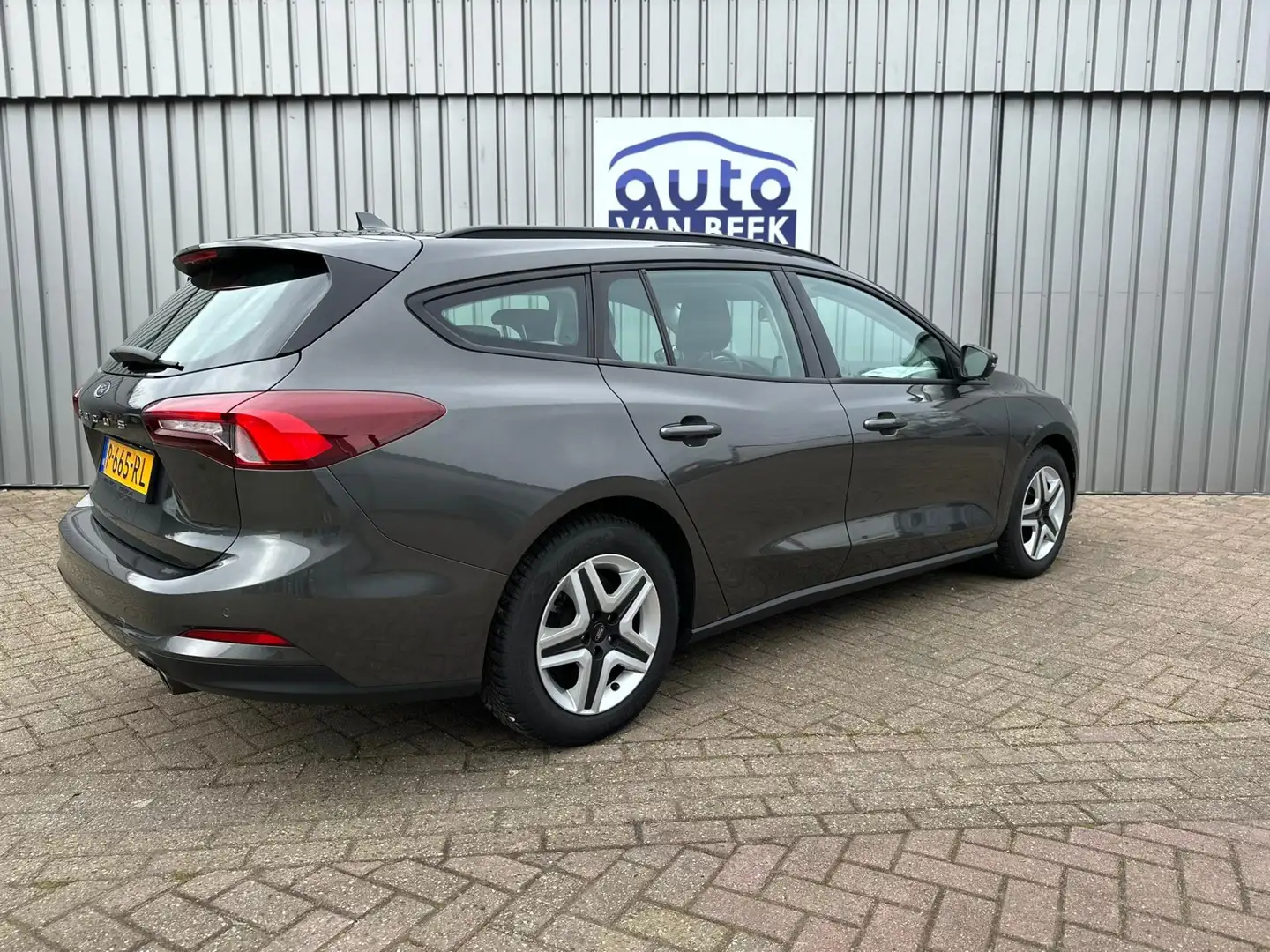 Ford Focus Wagon 1.5 EcoBlue Connected Gris - 2