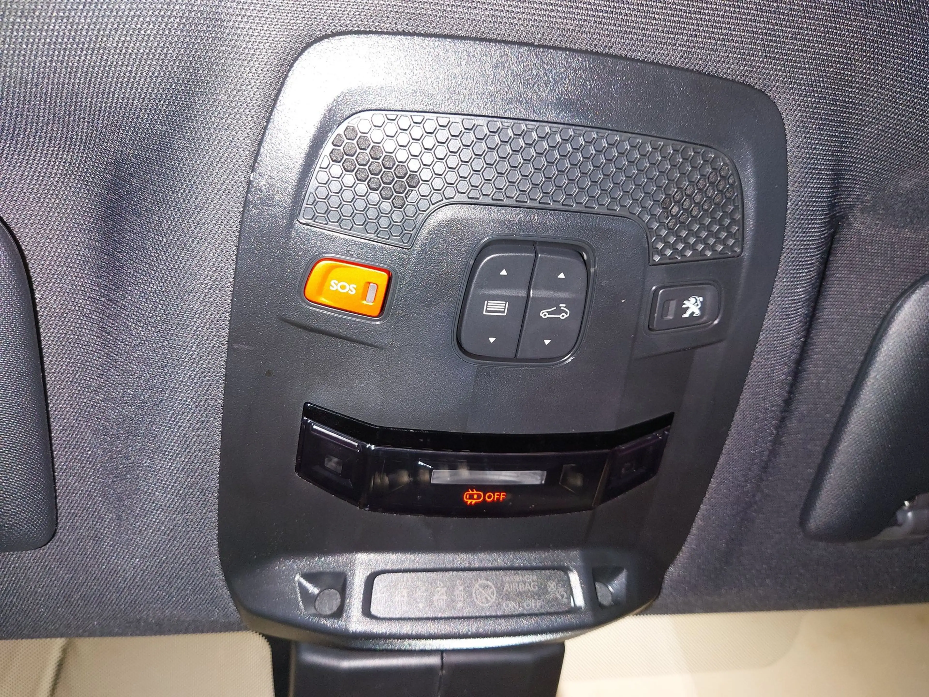 Peugeot 508 508 T-LEDER NAVI KLIMAAUT LED RADIO MFL PANO GSD PDC DAB KAMERA SOUND 225 GT LEDER — photo 13