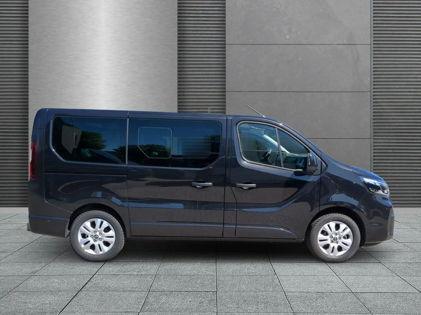 Nissan Primastar Kombi Tekna L1H1 dCi 150 110 kW (150 PS), Schal... Schwarz - 2