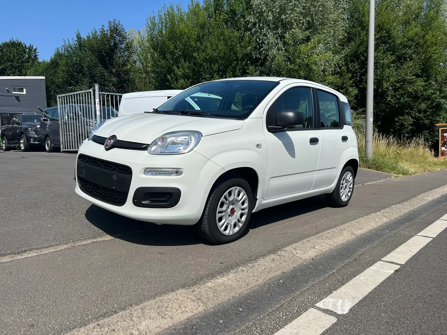 Fiat Panda 1.2i Easy 2.400kms EXCEPTIONNEL COMME NEUVE AIRCO Blanc - 1