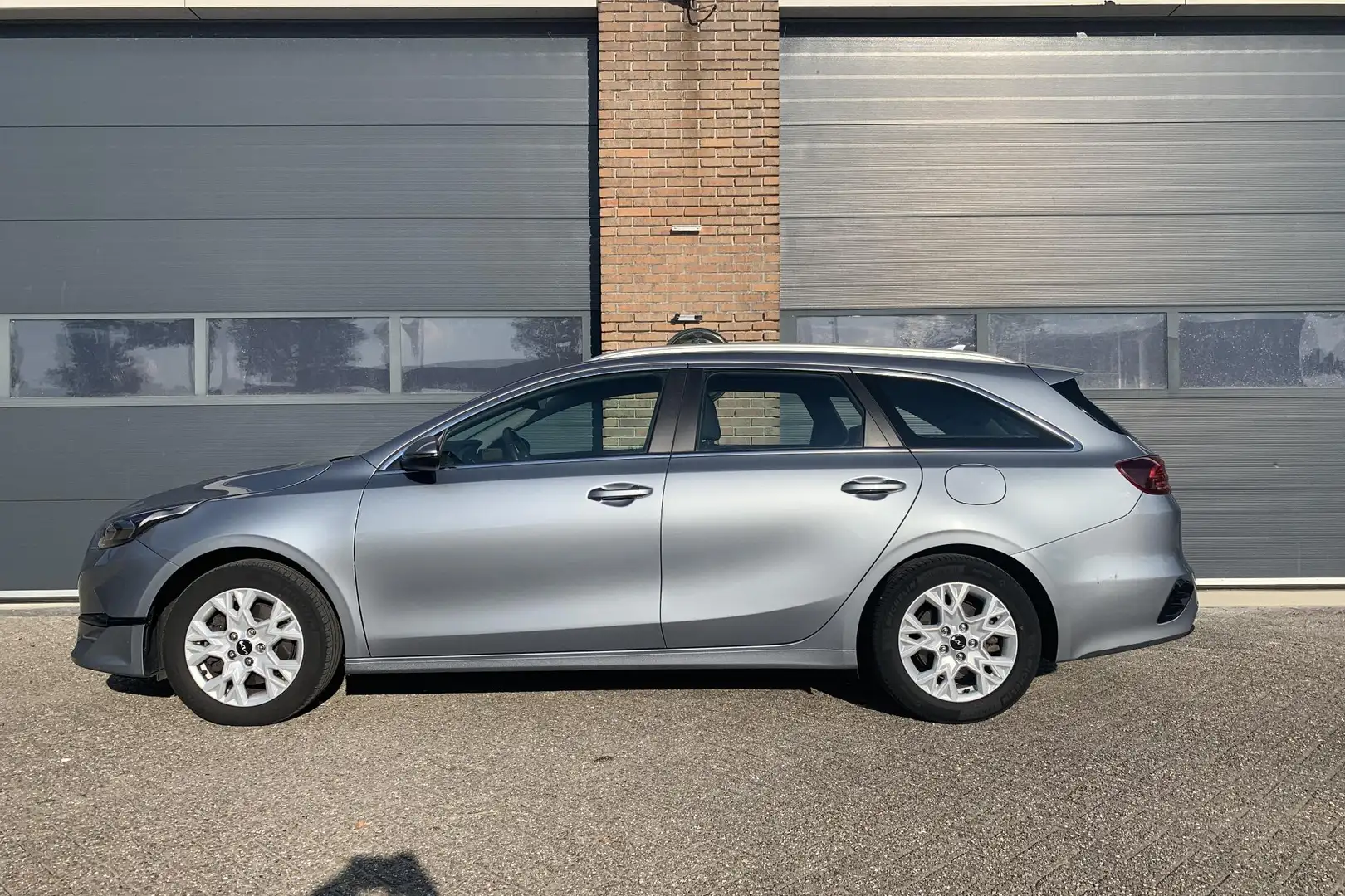 Kia Ceed SW / cee'd SW Sportswagon 1.5 T-GDi DynamicLine | Trekhaak | Nav Gris - 2