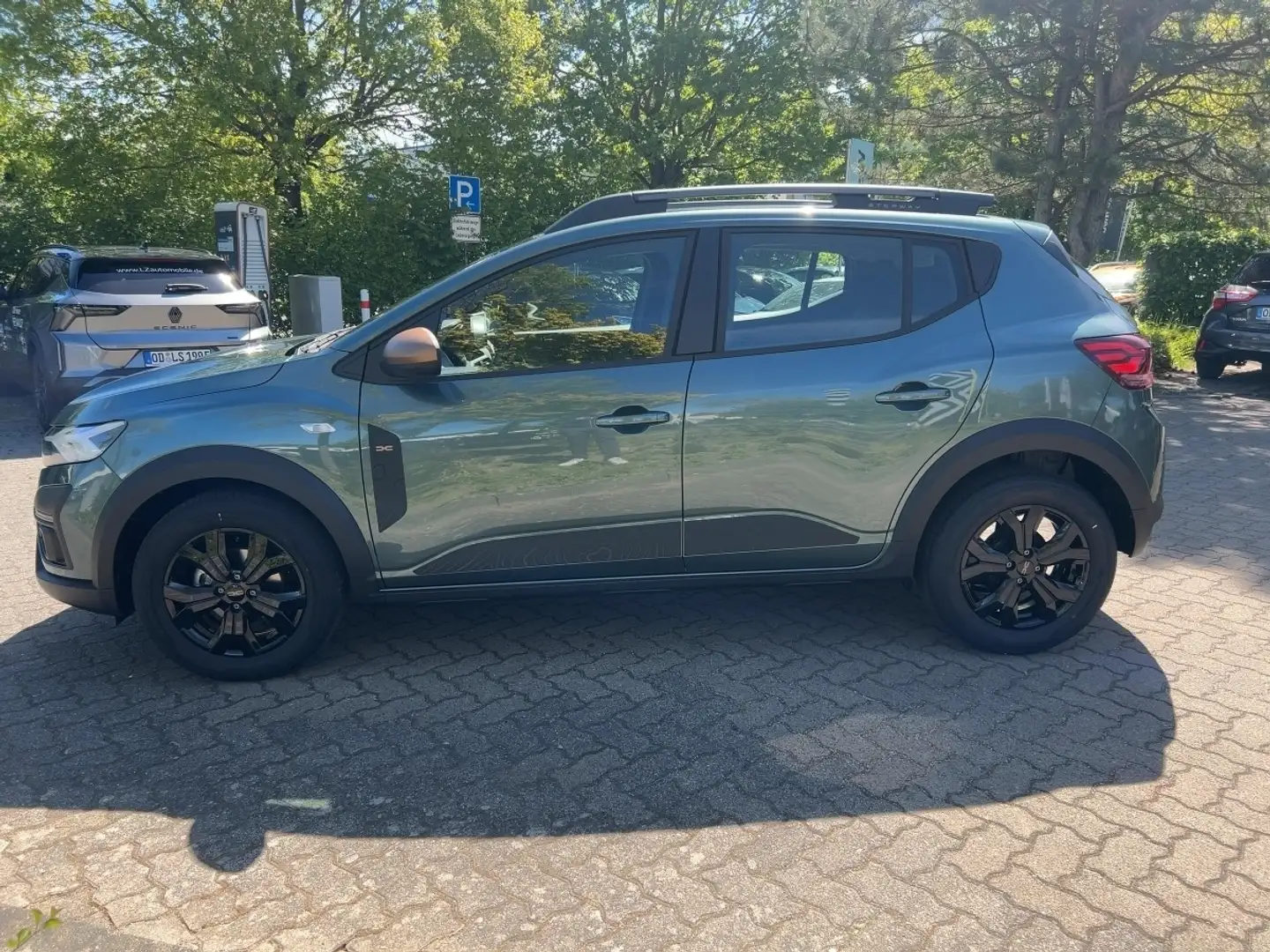 Dacia Sandero Stepway Extreme TCe 110 Groen - 2