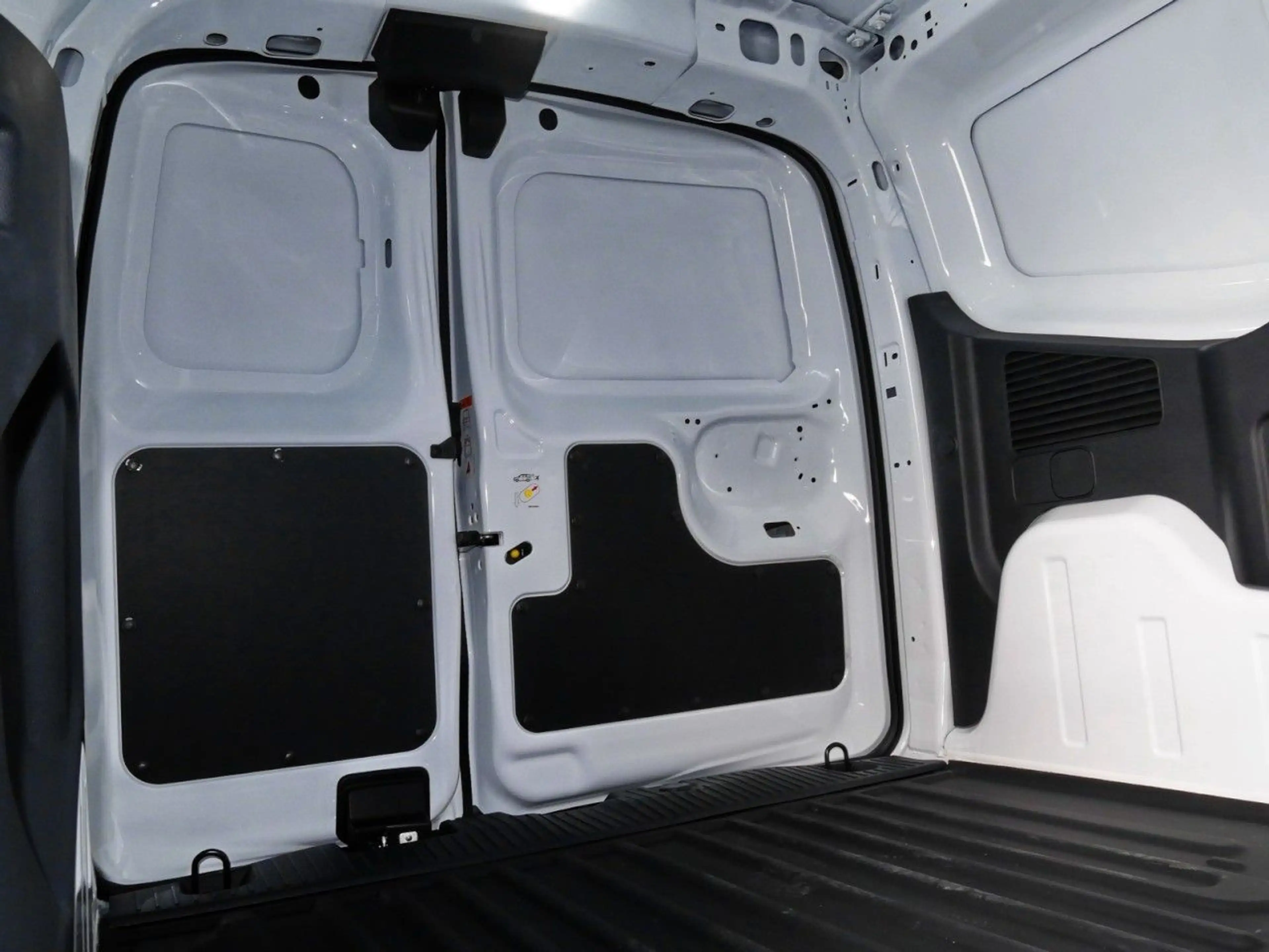 Ford Transit Courier Trend 1.0 EB Aut.+Winter-Pkt+DAB — photo 10