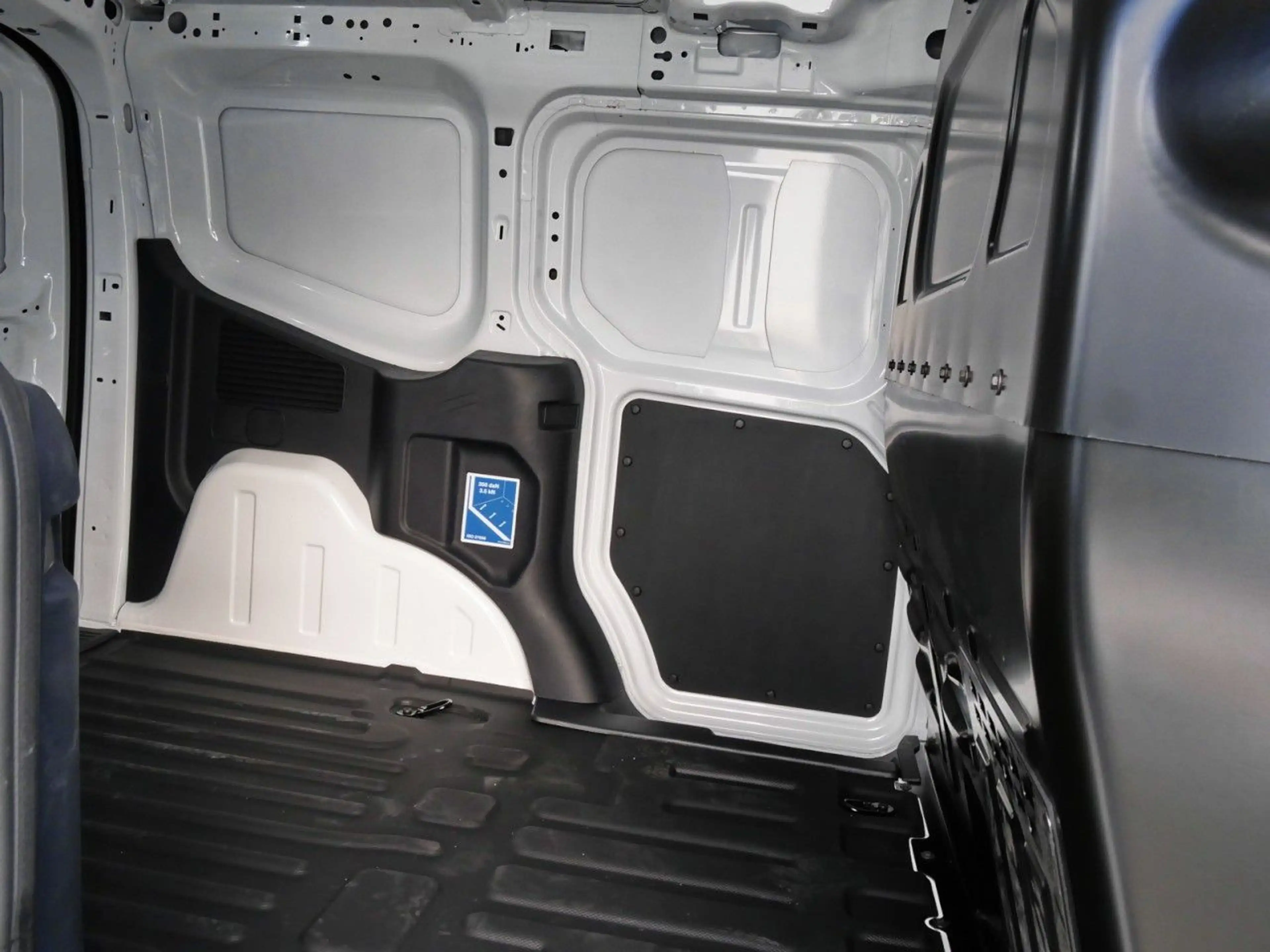 Ford Transit Courier Trend 1.0 EB Aut.+Winter-Pkt+DAB — photo 9