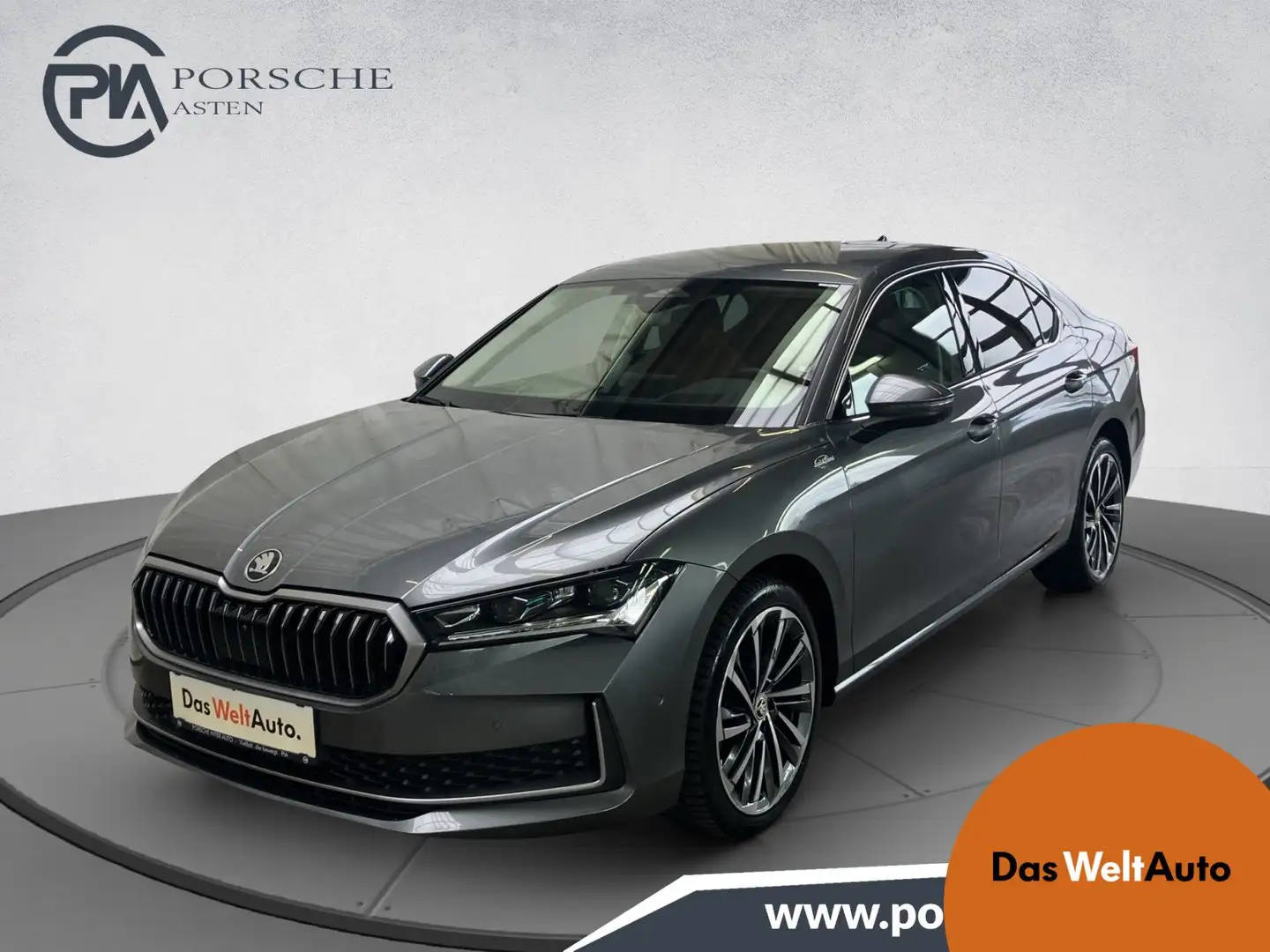 Skoda Superb 4x4 L&K TDI DSG Grau - 1