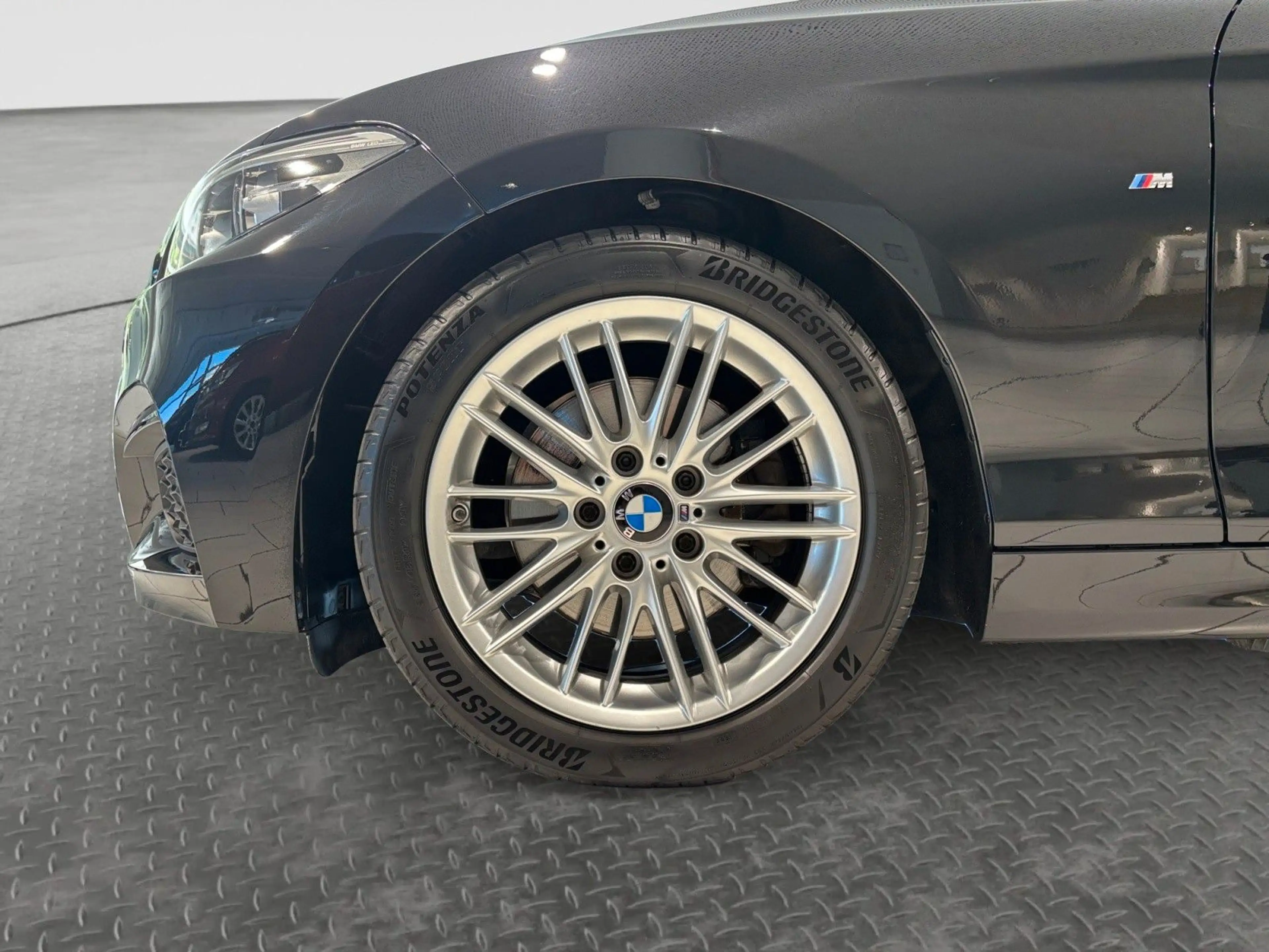 BMW 220 i Coupe M Sport NAV/PDC/LED/SZH/ — photo 7