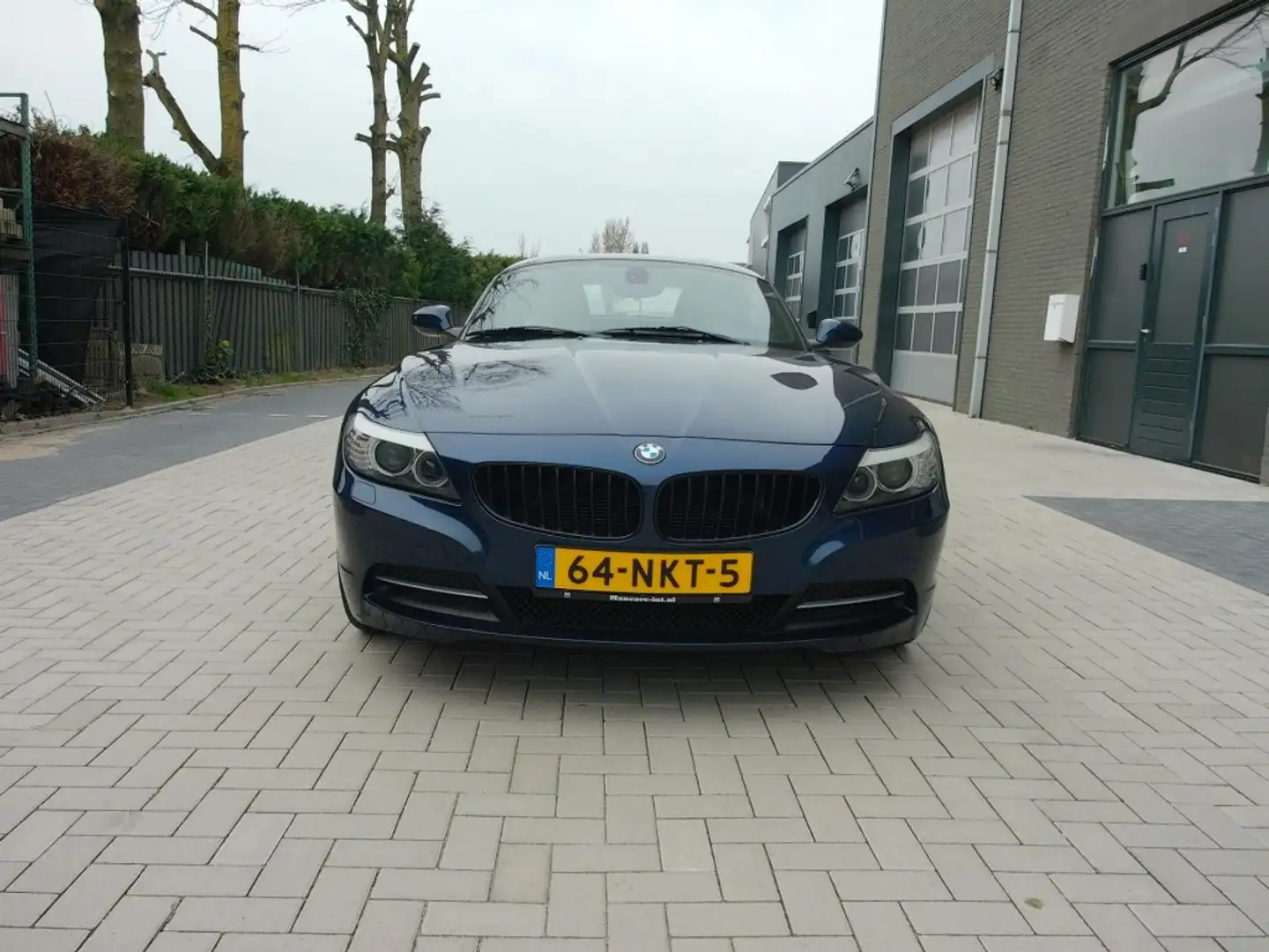 BMW Z4 Roadster sDrive23i Blau - 2