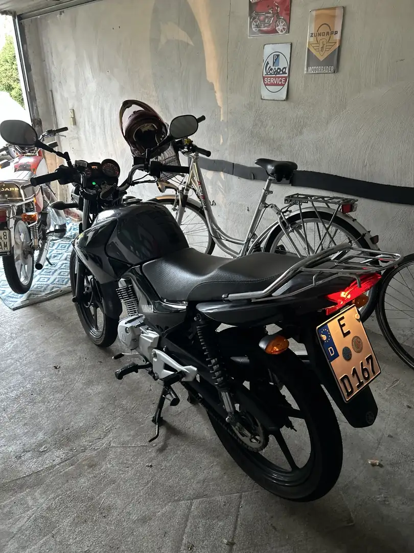 Yamaha YBR 125 Negro - 2