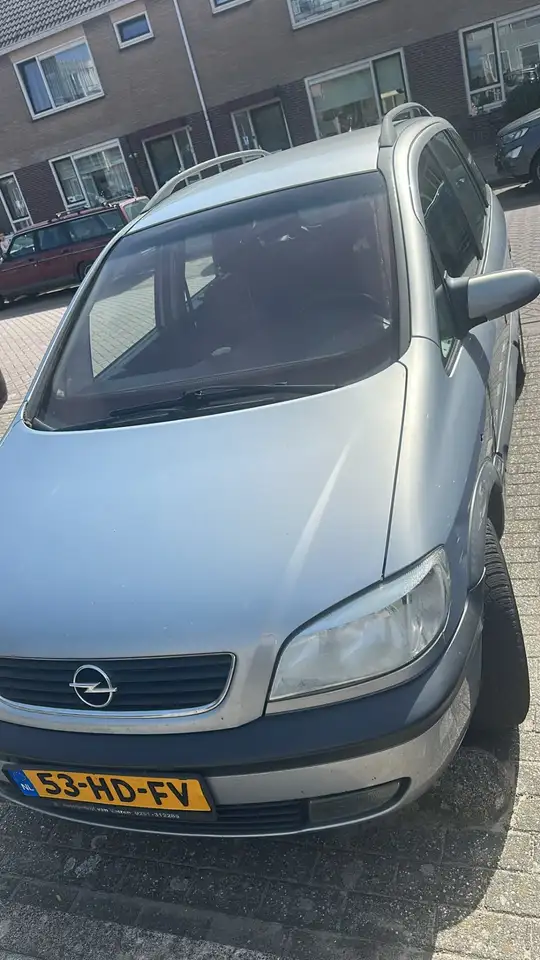 Opel Zafira A 1.8 automaat, foto 2
