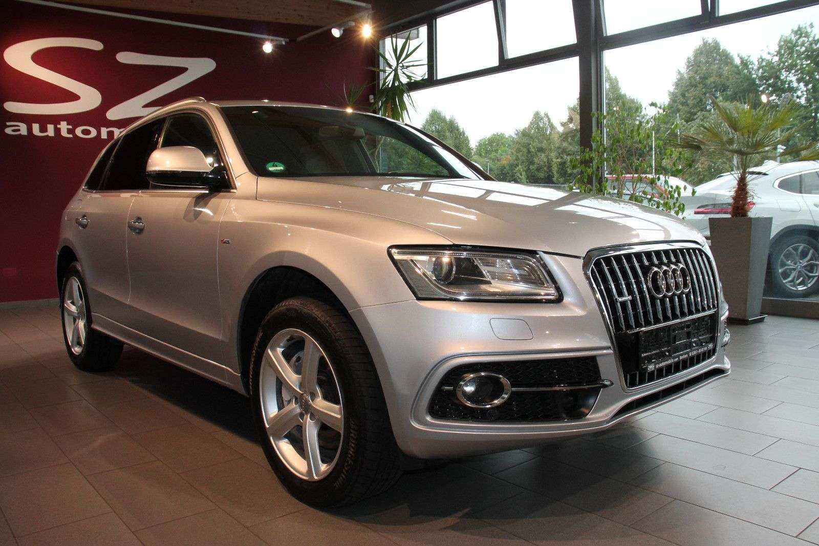 Second hand Audi Q5 3.0