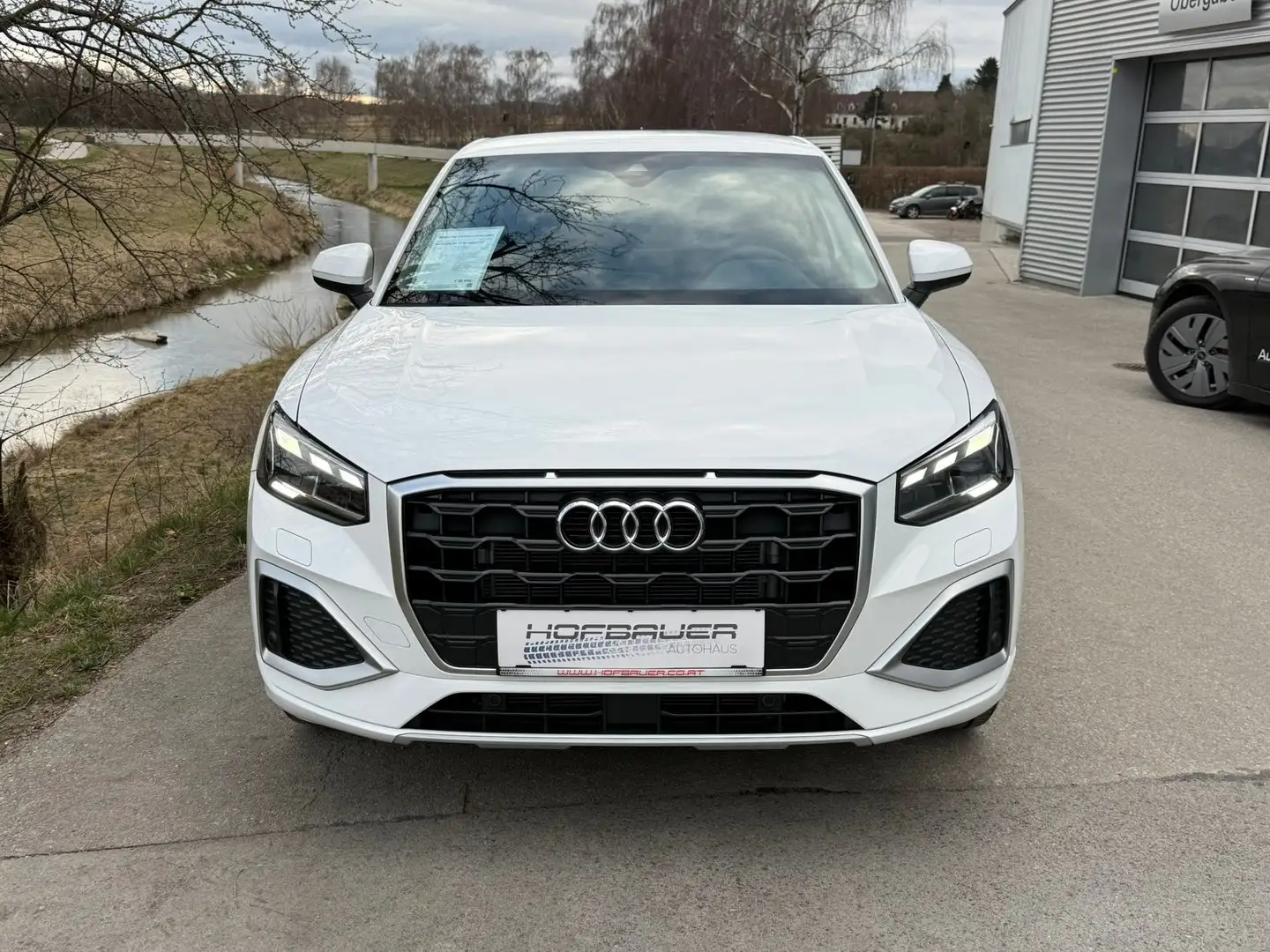 Audi Q2 30 TFSI admired Weiß - 2