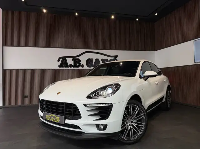 2017 Porsche Macan in White for sale