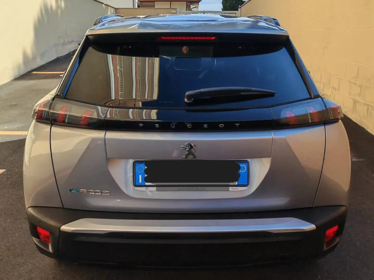 Peugeot e-2008 2008 II 2020 e-2008 Allure Pack 100kW Gris - 2