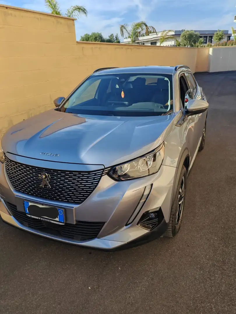 Peugeot e-2008 2008 II 2020 e-2008 Allure Pack 100kW Gris - 1