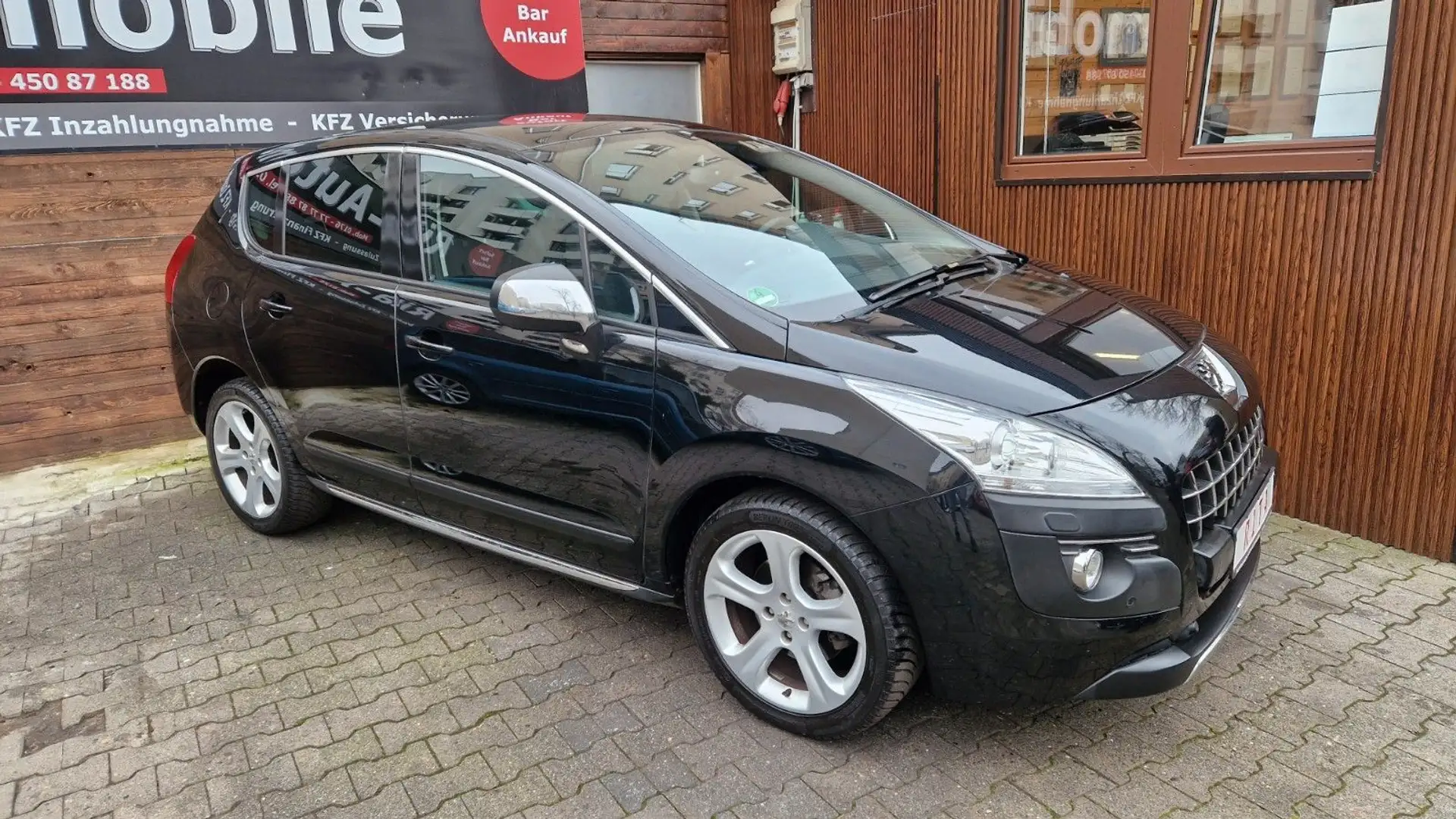 Peugeot 3008 Allure Automatik, Panorama, Head Up, SHZ Schwarz - 2