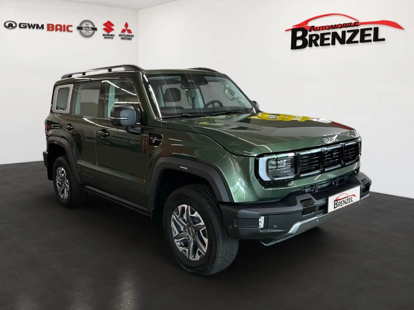 BAIC BJ40 Pro 2.0 8-Stufen-AT Allrad mit 7 Fahrmodi Klima Зелёный - 1