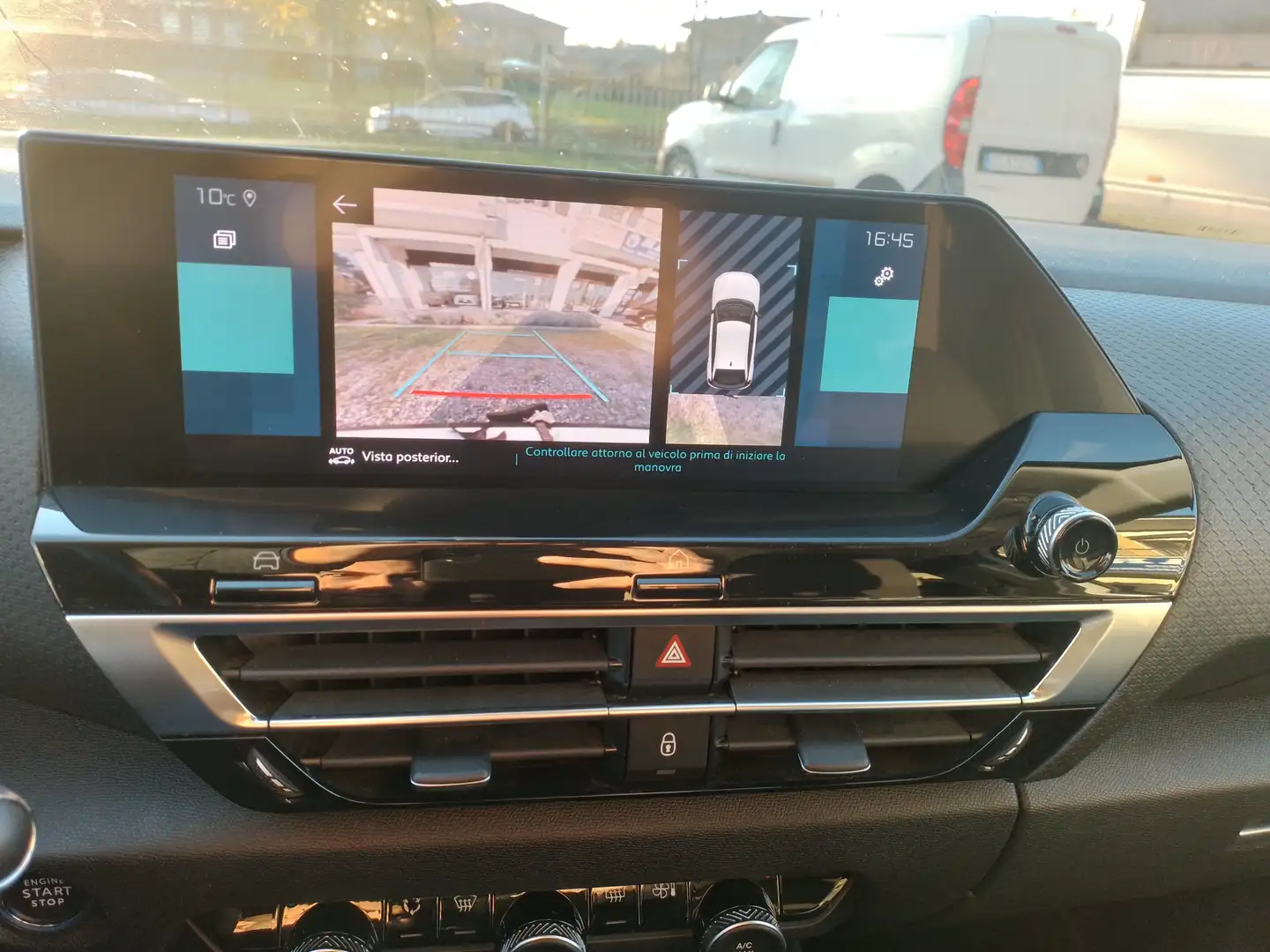 Citroen C4 E-C4 Shine 136CV Elettrica Bianco - 2