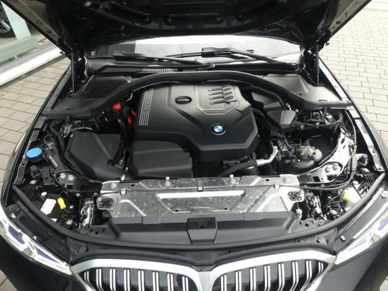 BMW 318 i Tour M Sportp. AHK°ACC*Ad.LED°Headup+HIFI, миниатюра 6
