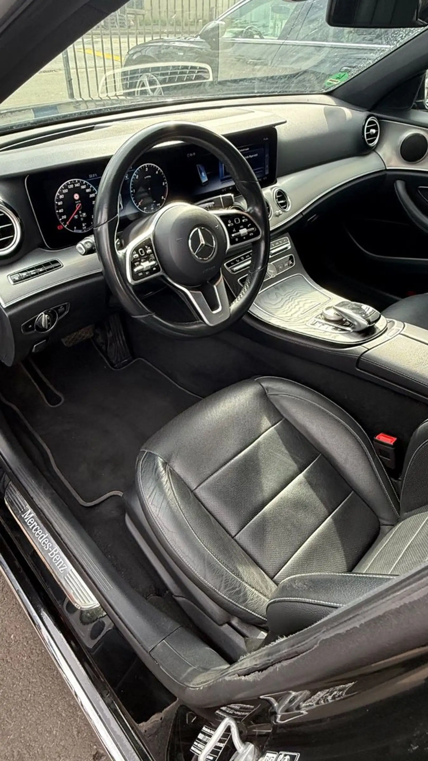 Mercedes-Benz E 400 E Limousine E 400 d 4Matic — photo 12