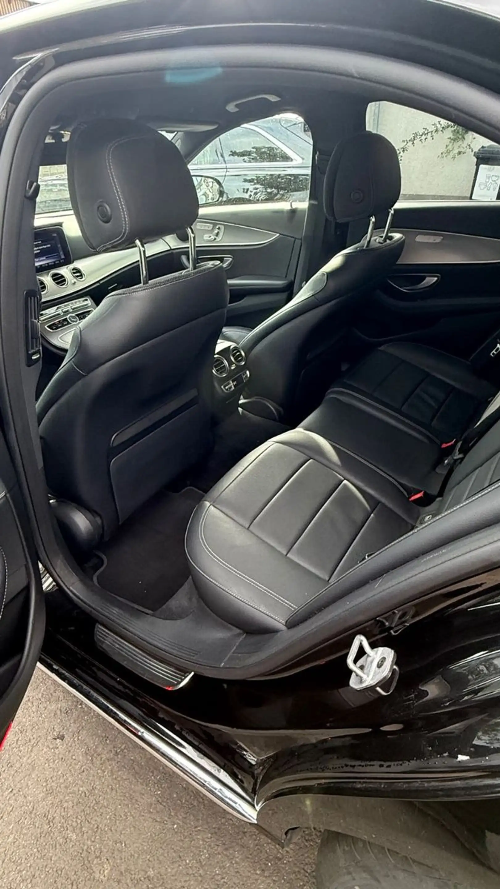 Mercedes-Benz E 400 E Limousine E 400 d 4Matic — photo 11