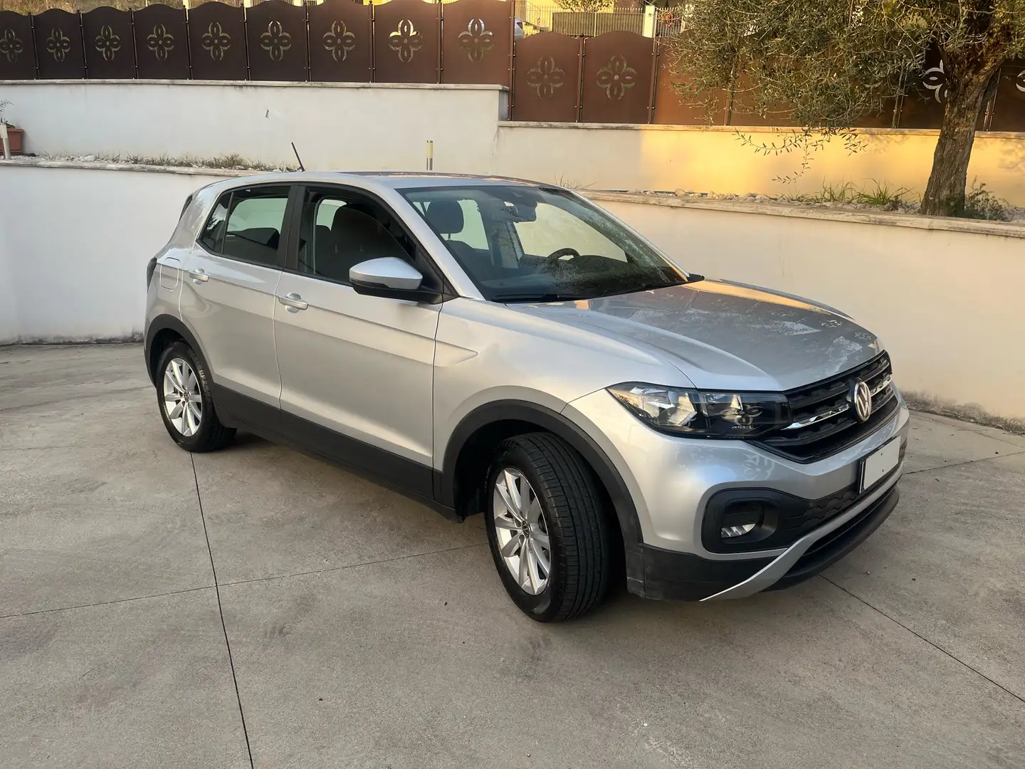 Volkswagen T-Cross T-CROSS 1.6 TDI 95 CV OK NEOPATENTATI Silber - 1