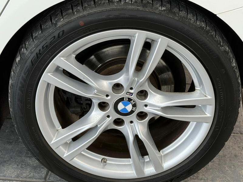 BMW 320 dA Touring M-Paket, LED, Navi, Pano, DAB — photo 6