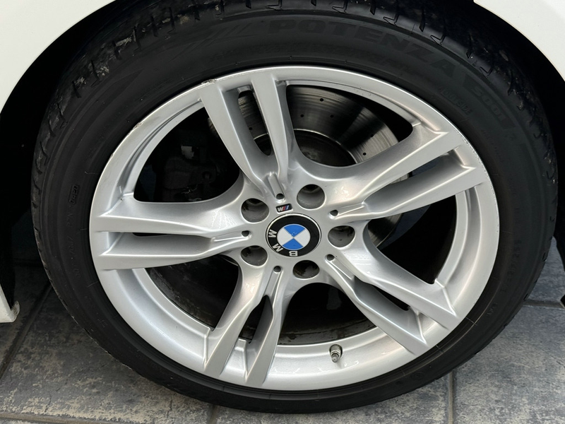 BMW 320 dA Touring M-Paket, LED, Navi, Pano, DAB — photo 10