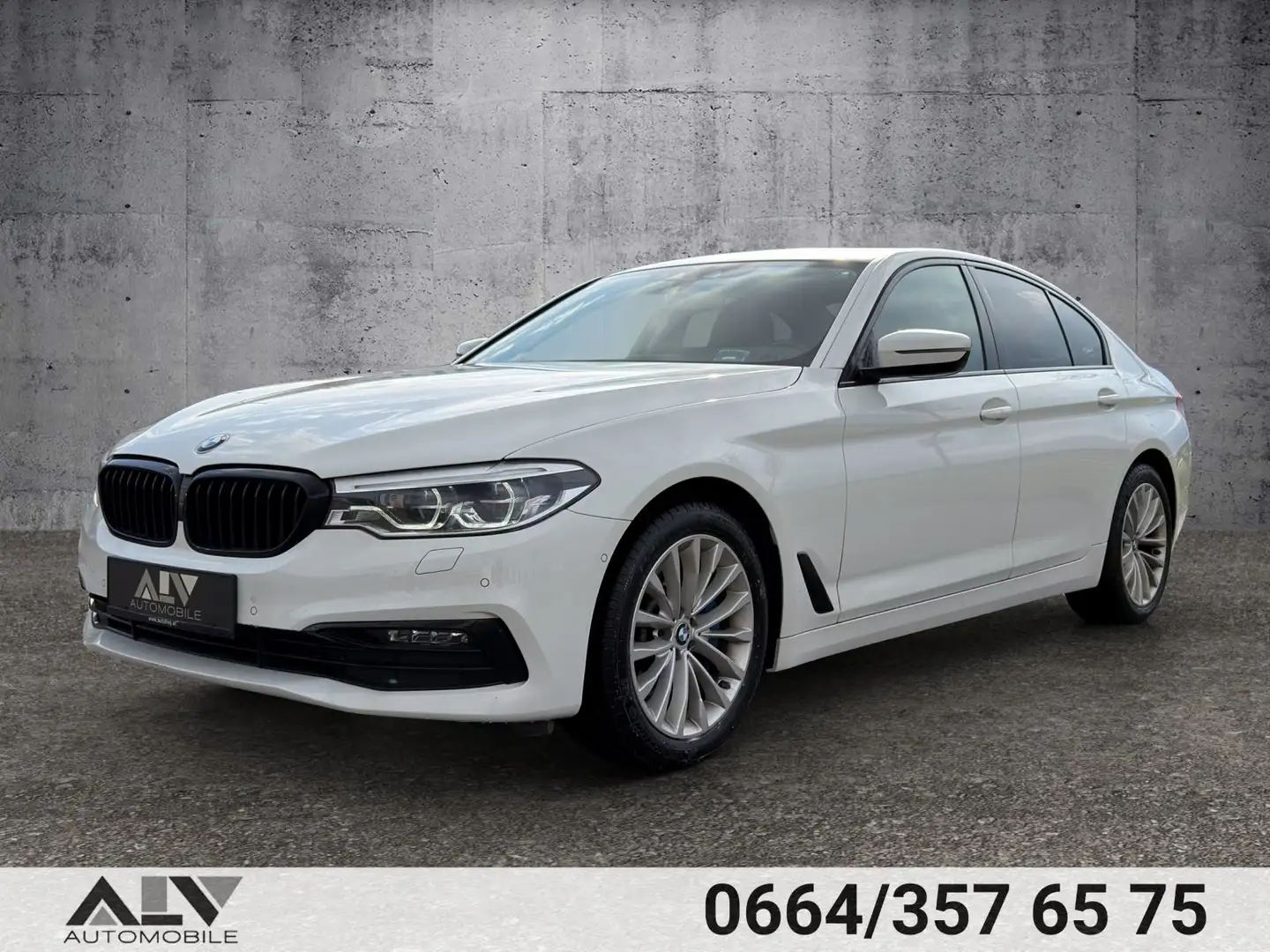 BMW 530 530 d xDrive Luxury Line Limousine Weiß - 2