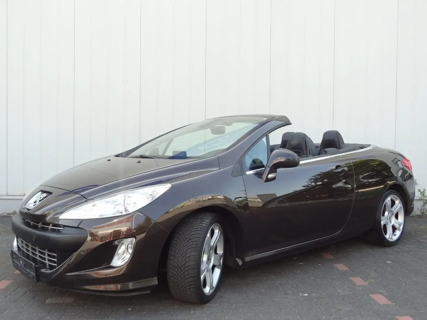 Peugeot 308 CC Cabrio Platinum/Leder/Navi/PDC/Klima/ Braun - 1