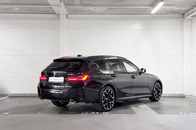 BMW 3 Series view 6