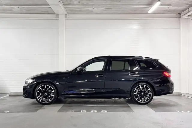 BMW 3 Series view 2