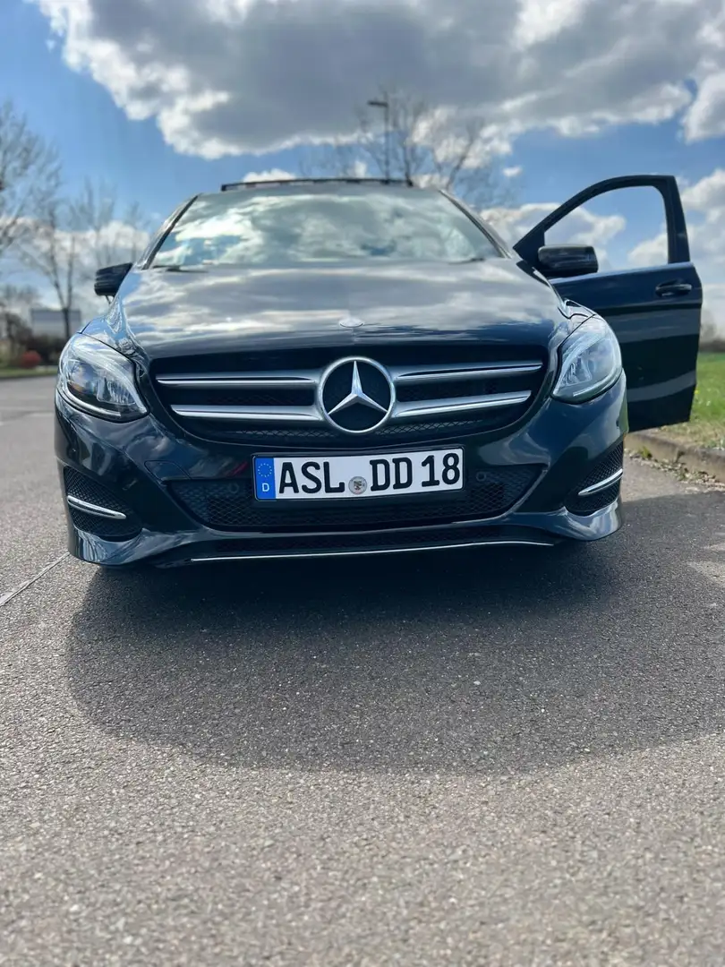 Mercedes-Benz B 200 (CDI) d 4Matic 7G-DCT - 2