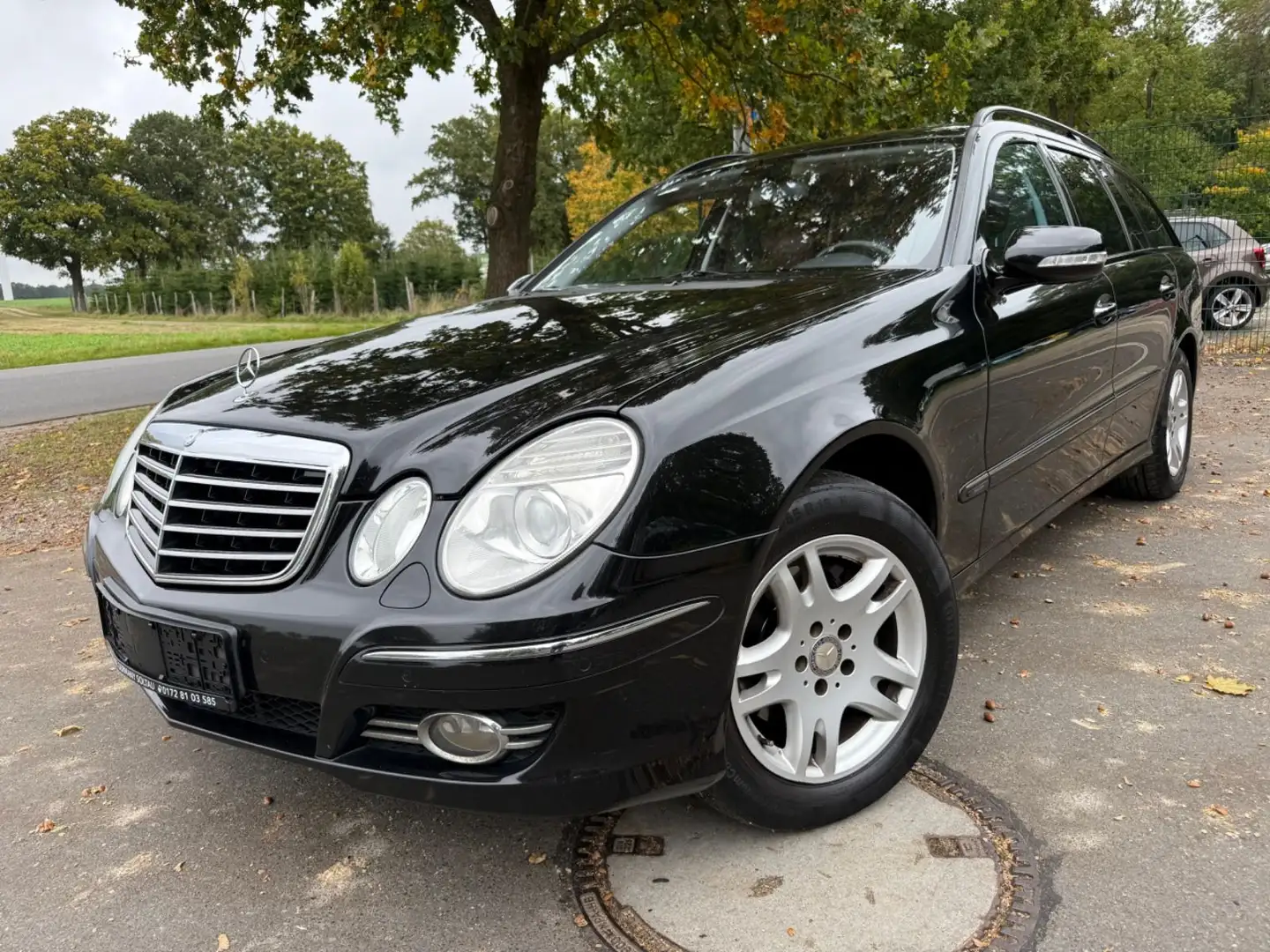 Mercedes-Benz E 280 T 4Matic Avantgarde+Schiebedach+Leder+ Schwarz - 1