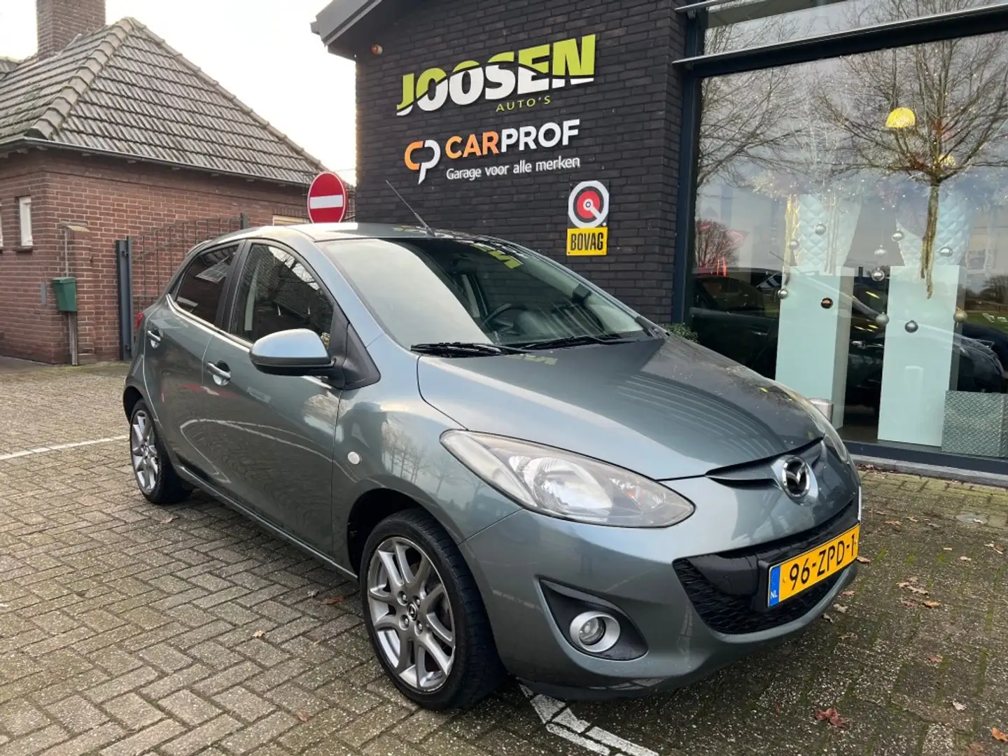 Mazda 2 1.3 BIFUEL GT-M LINE Grau - 1
