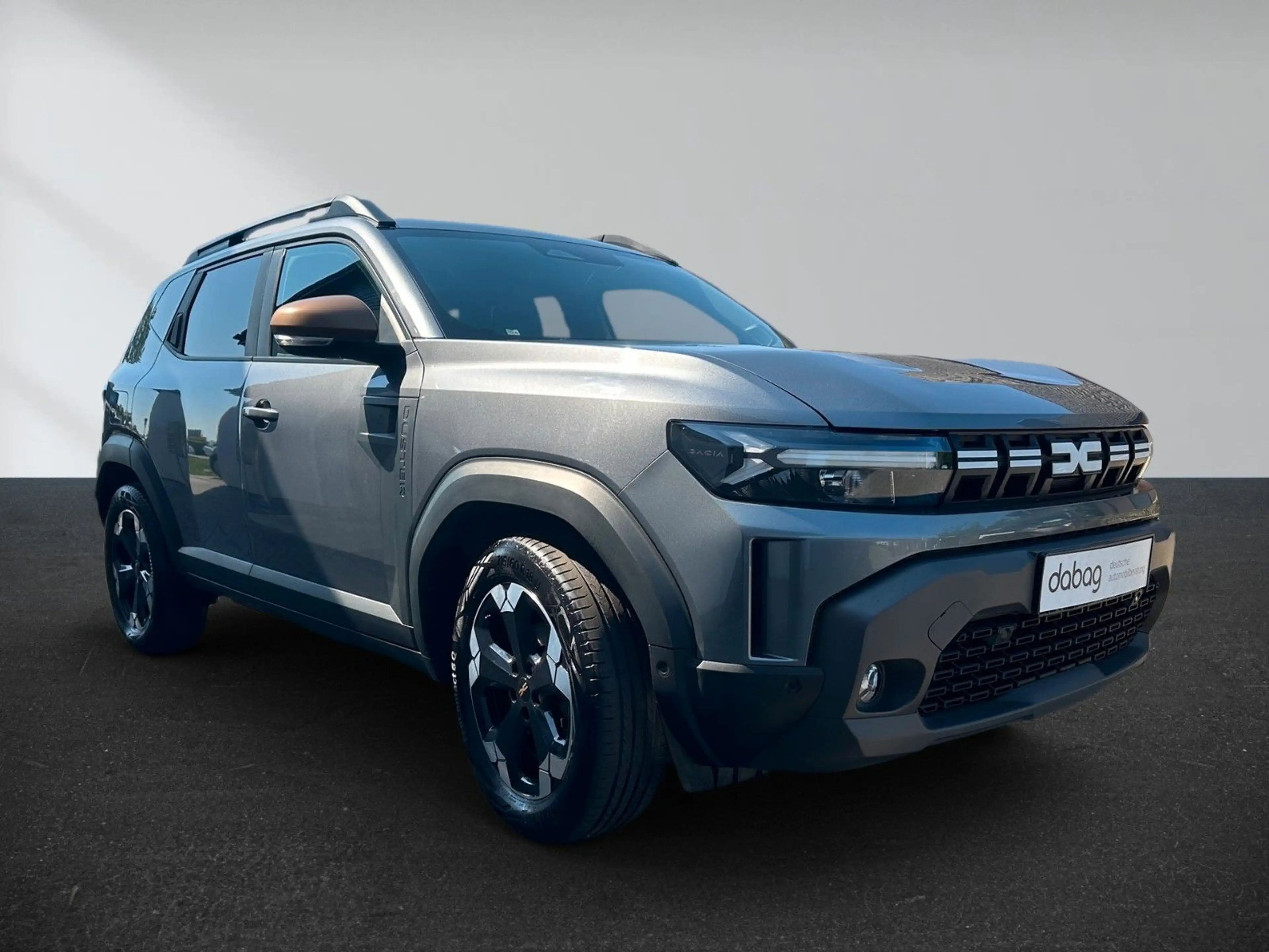 Dacia Duster III Hybrid 140 Extreme — photo 2