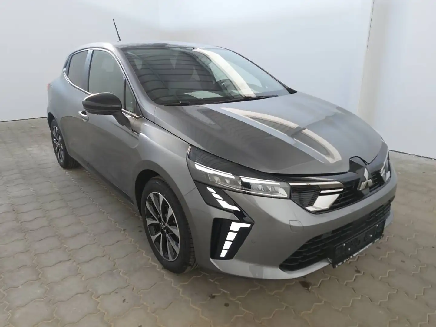 Mitsubishi Colt PLUS 1,0 l T-Benzin,Beheizbares Lenkrad, Sitzheitz Grau - 2