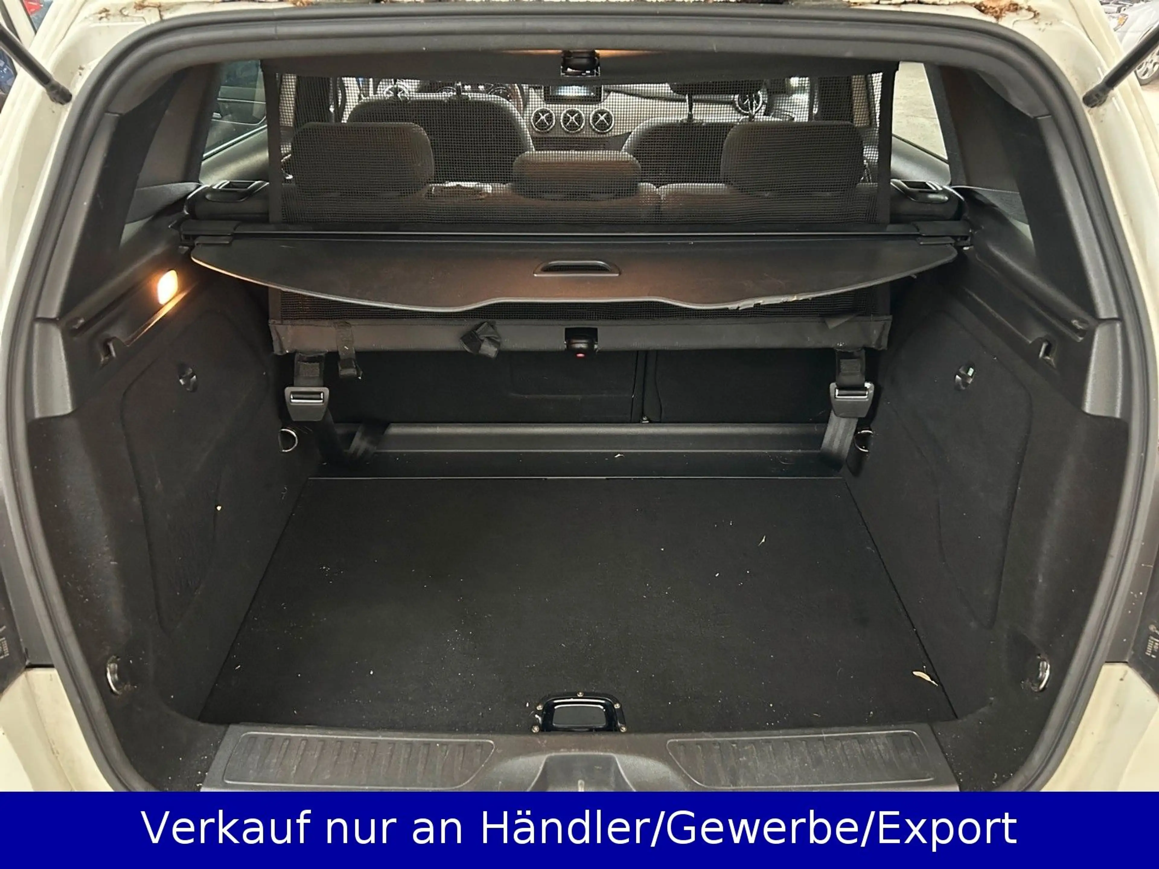 Mercedes-Benz B 180 d Klimaanlage SHZ Navigation PDC — photo 8