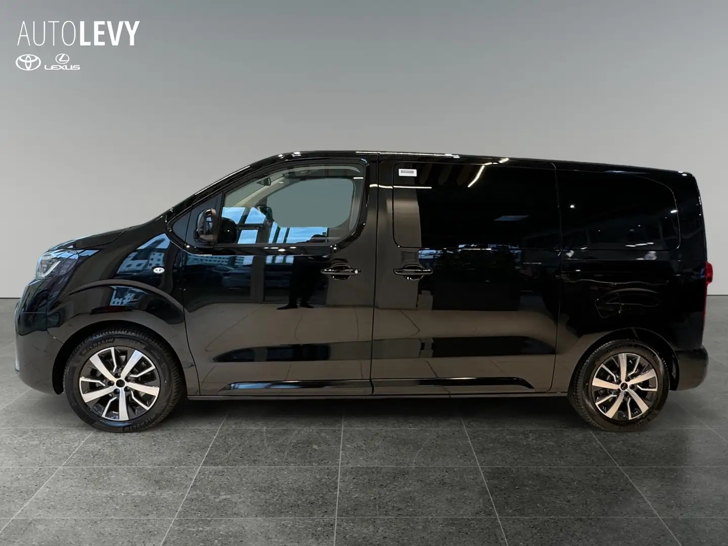 Toyota Proace Verso 2.0L 177 PS Lounge  L1 inkl. WKR Noir - 2