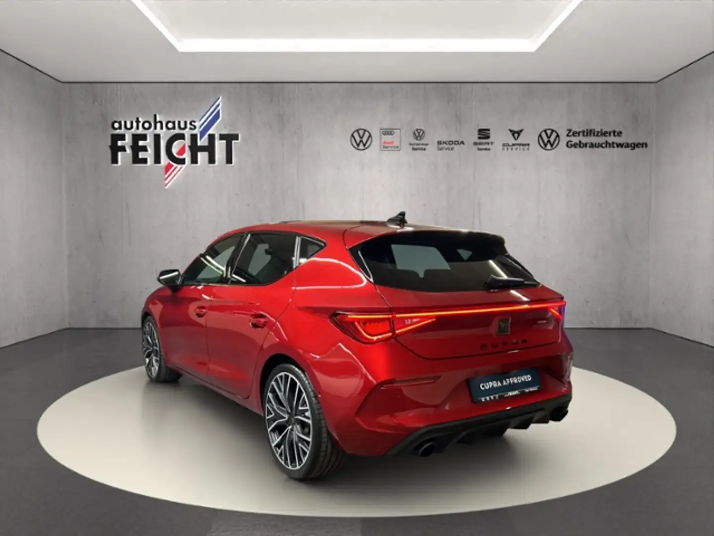 CUPRA Leon 2.0 TSI LED+NAV+PANO+FULL LINK+PARKLENK+ACC Rood - 2