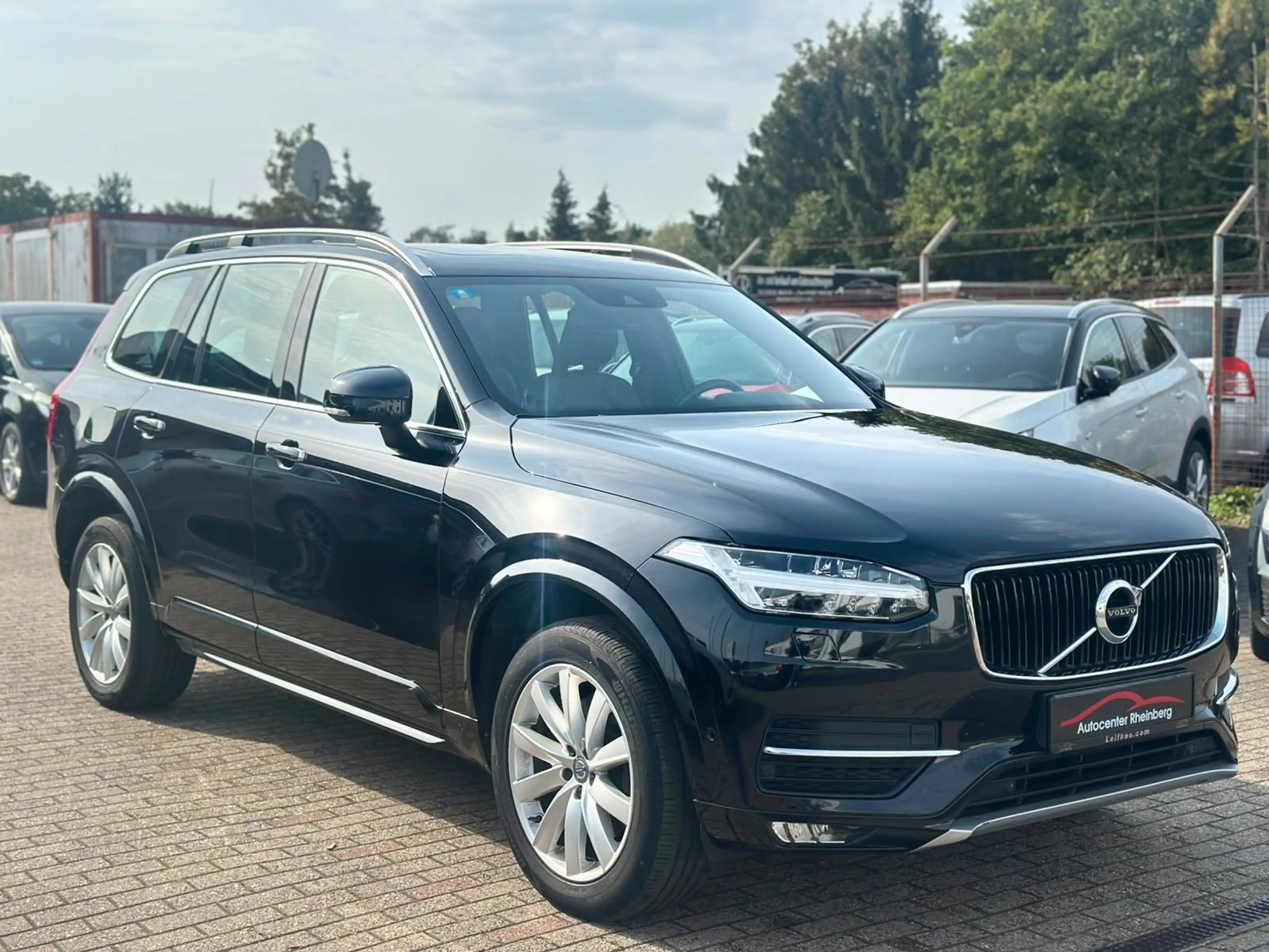 Volvo XC90 Momentum AWD 7 Sitzer Voll — photo 3