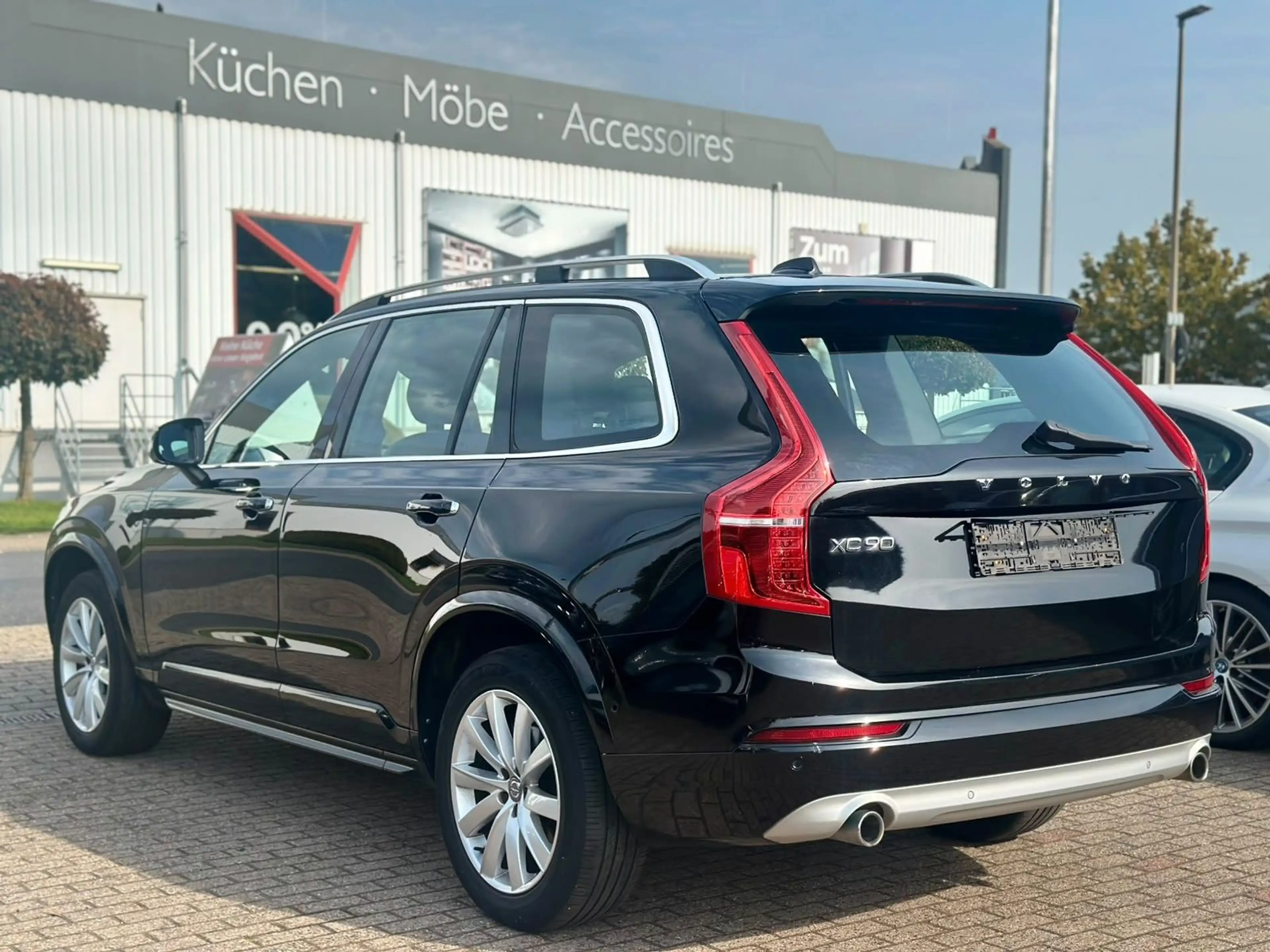 Volvo XC90 Momentum AWD 7 Sitzer Voll — photo 4