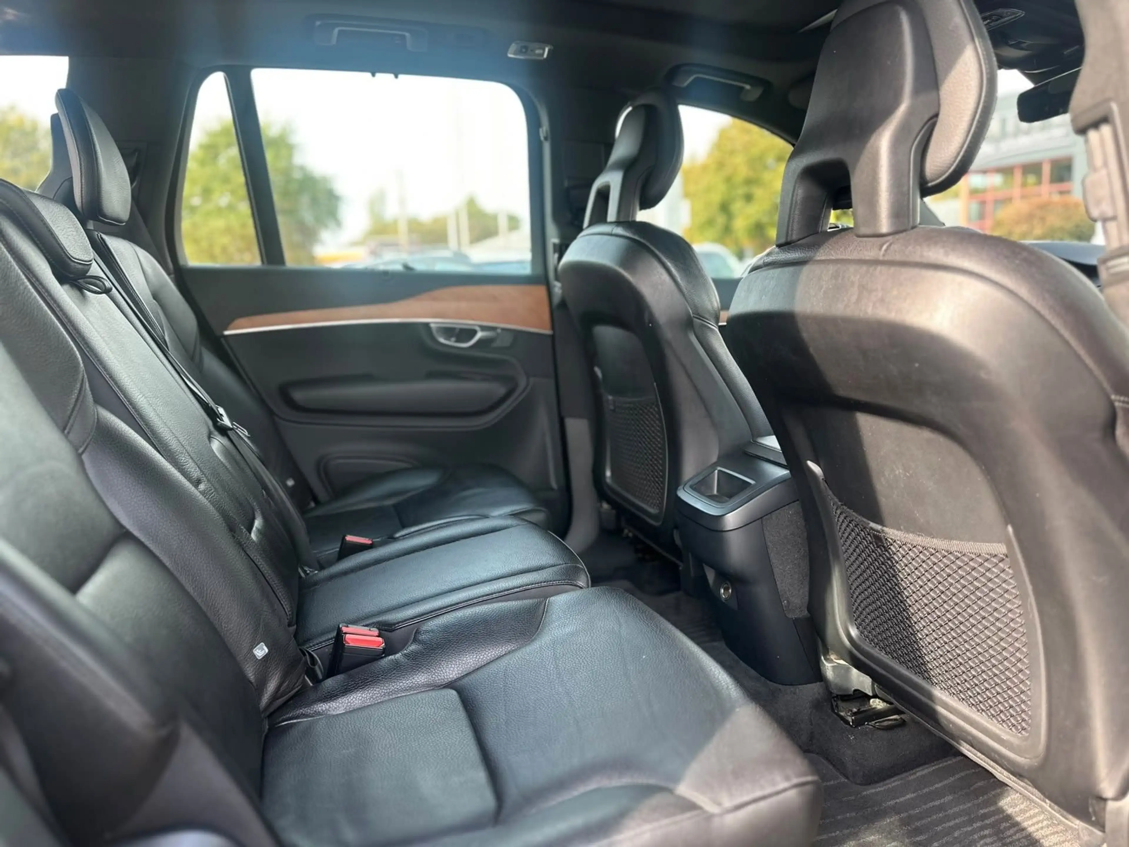 Volvo XC90 Momentum AWD 7 Sitzer Voll — photo 12