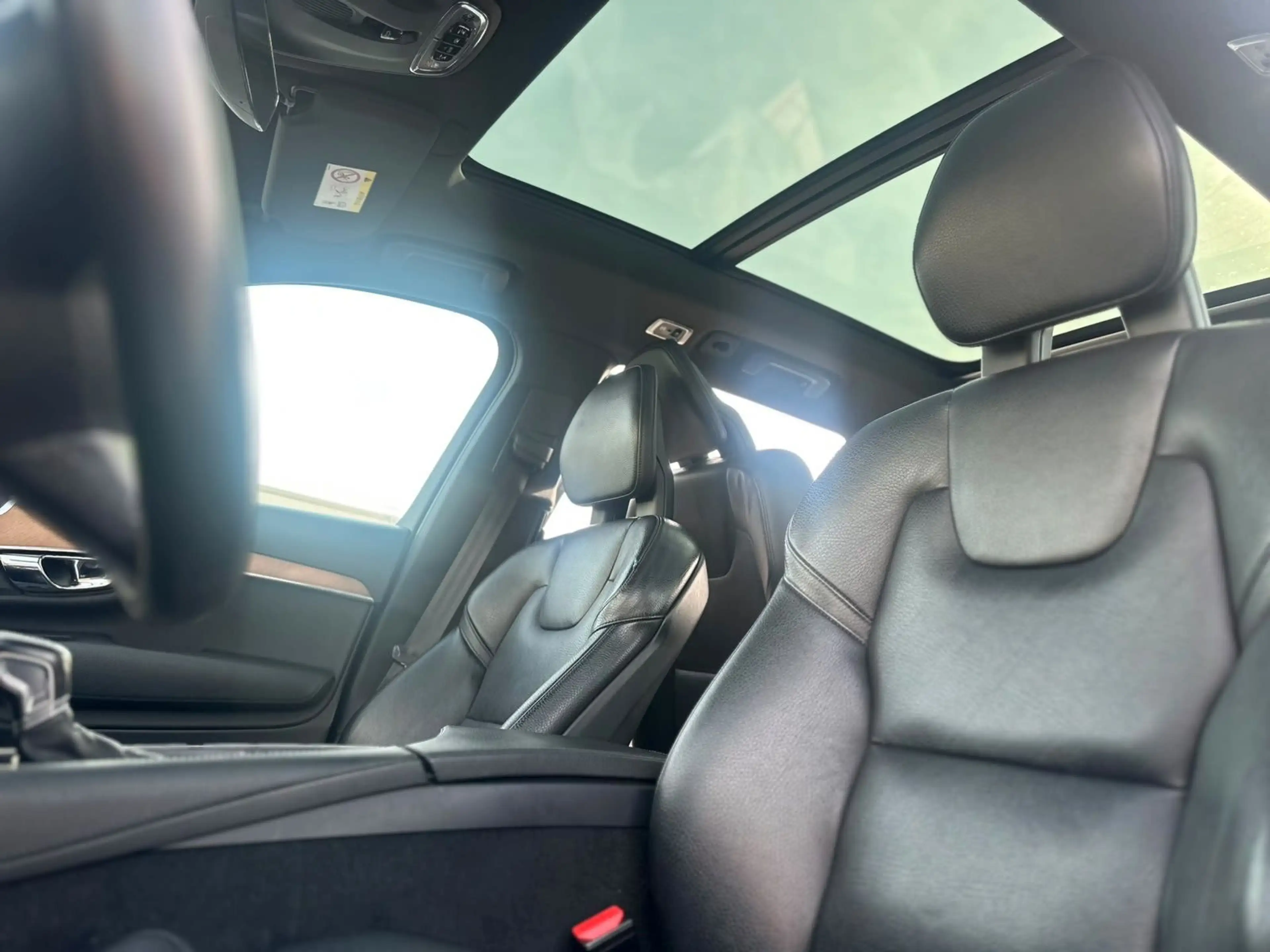 Volvo XC90 Momentum AWD 7 Sitzer Voll — photo 10