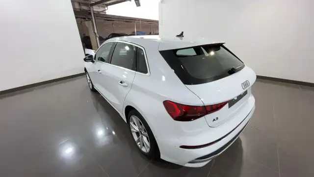 Audi A3 view 3