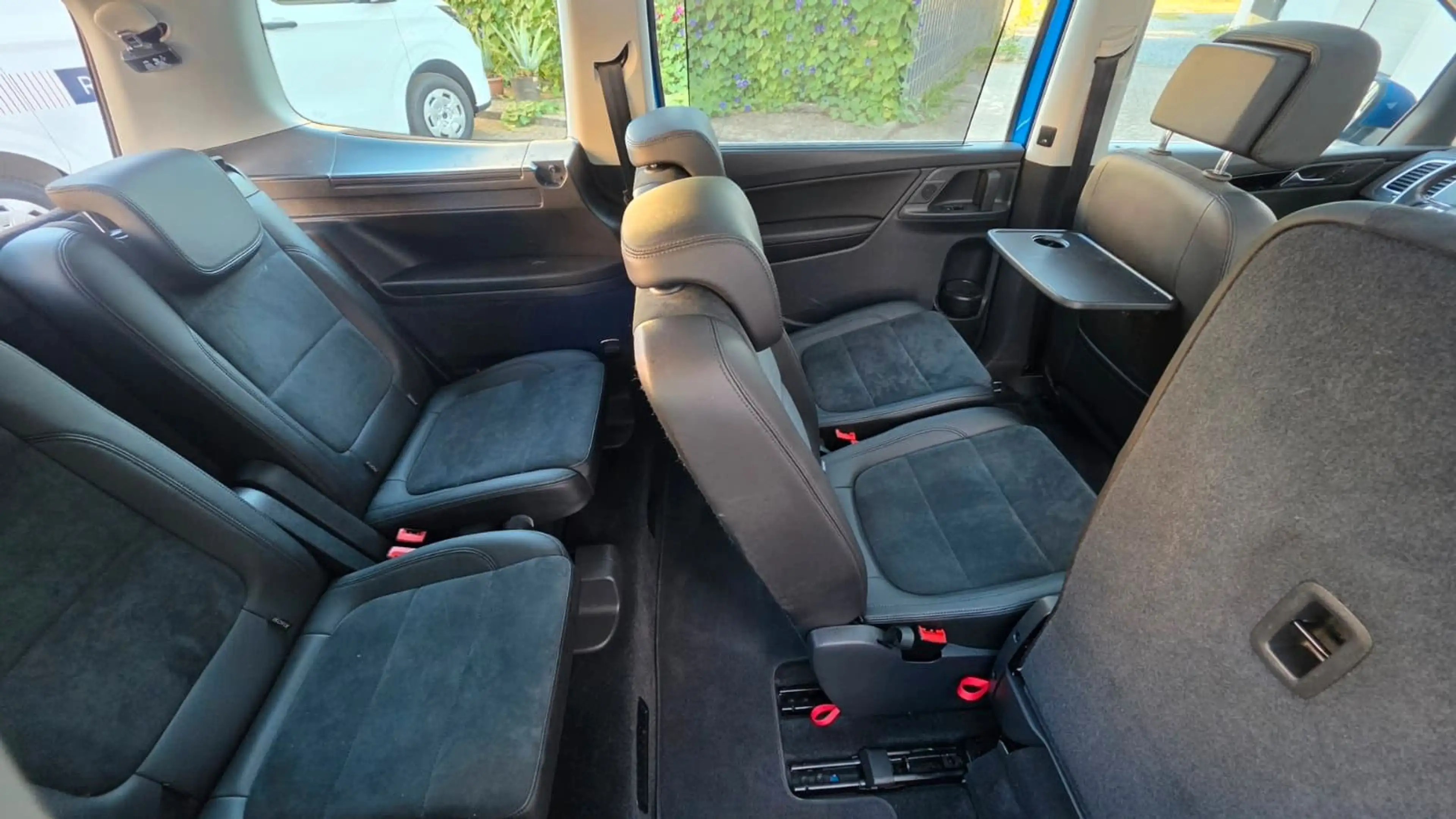 Volkswagen Sharan Highline Business/Pano/Navi/AHK/ 7 Sitzer — photo 9