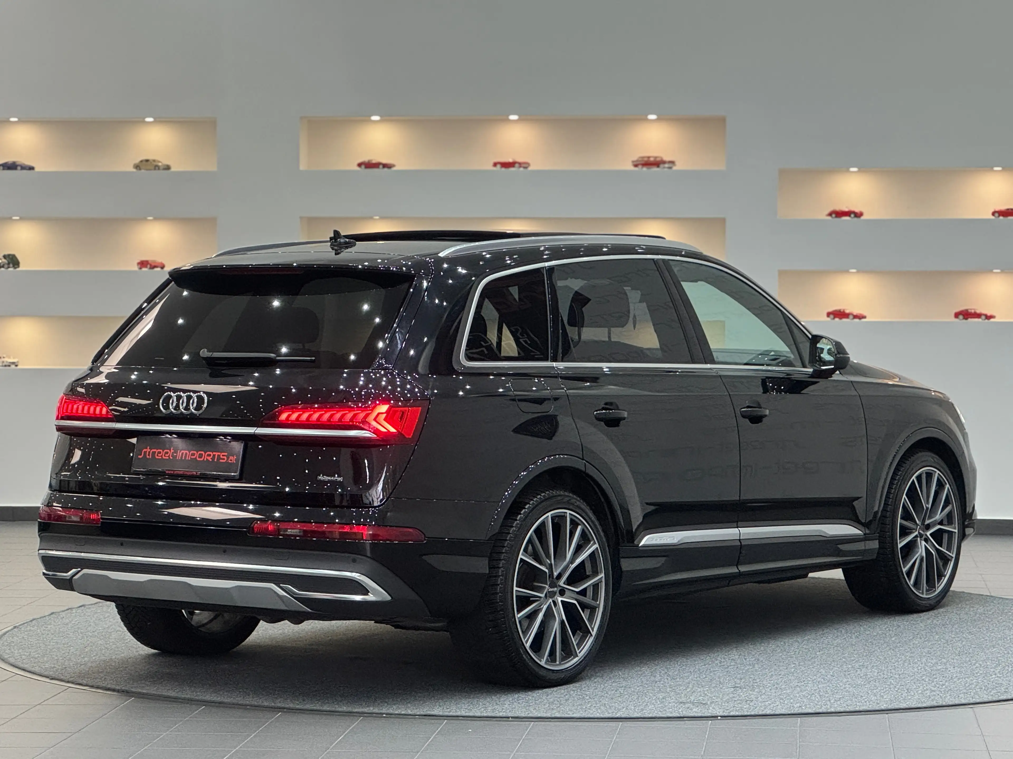 Audi Q7 55 TFSI e Sport quattro *AHK*HUD*B&O*Martix*Pano* — photo 4