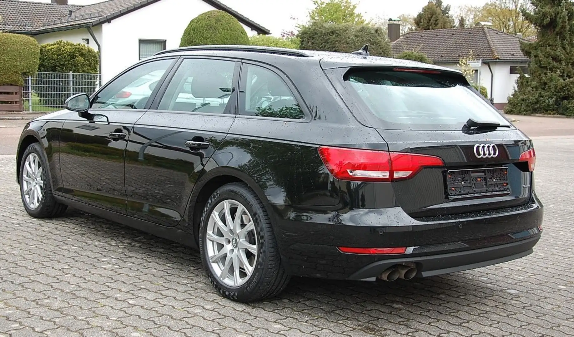 Audi A4 2.0 TDI  quattro Avant Pano Std-Hzg Virtual Noir - 2