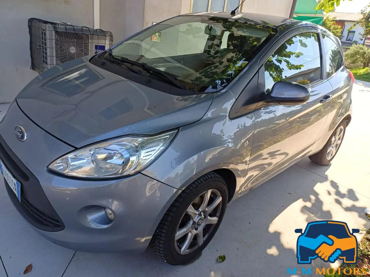 Ford Ka/Ka+ 1.2GPL neopatentati Gris - 1