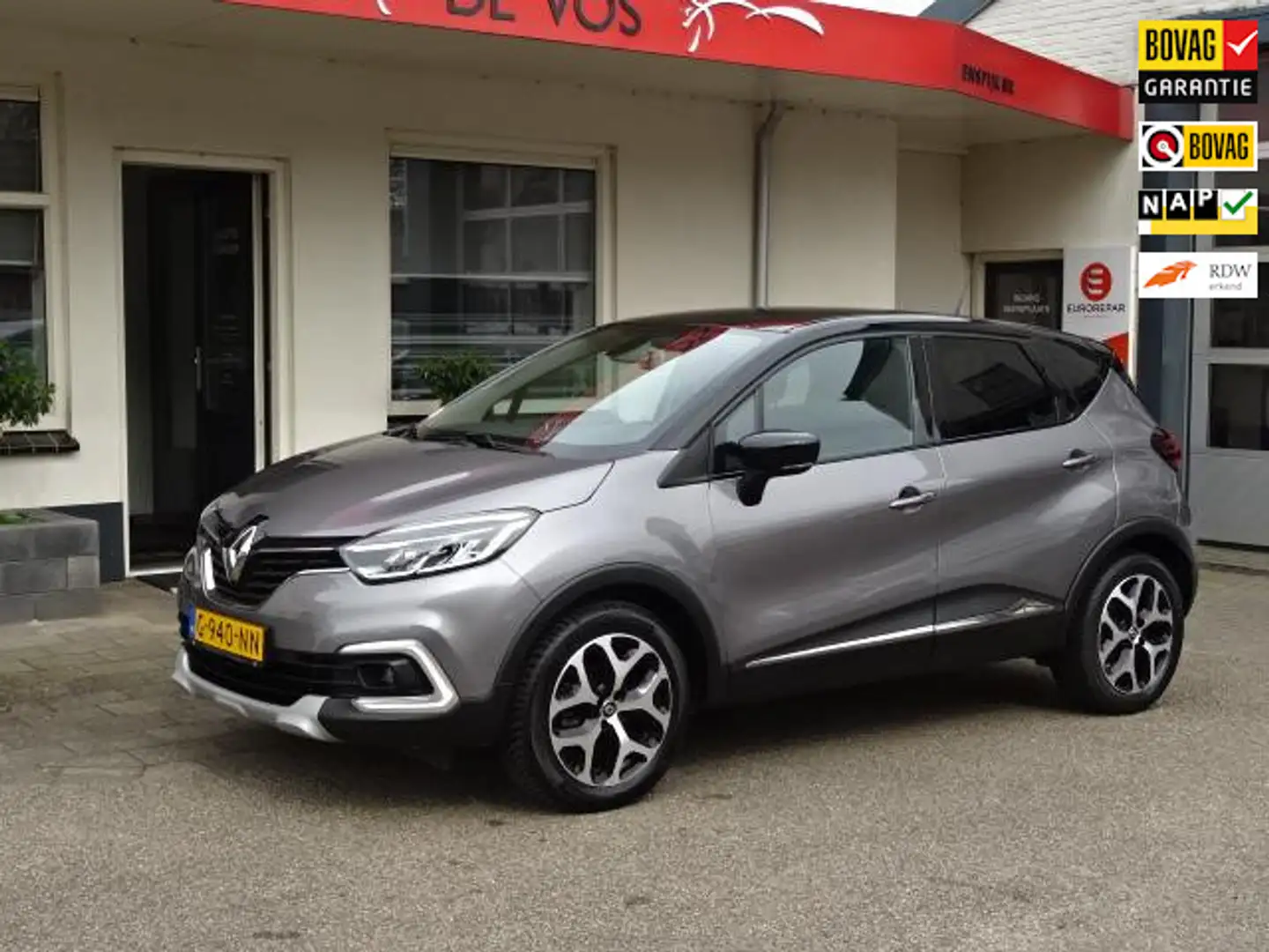 Renault Captur 0.9 TCe Intens Grijs - 1